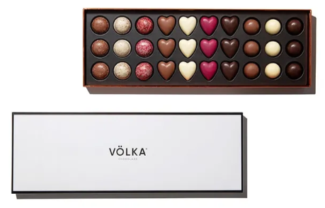 15 Rosas Blancas y Caja de Bombones