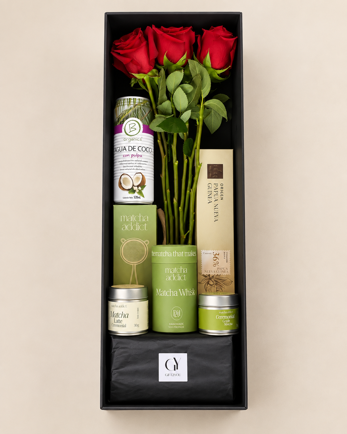 Gift Box Matcha & Rosas – Kit de Matcha, Chocolates y Flores