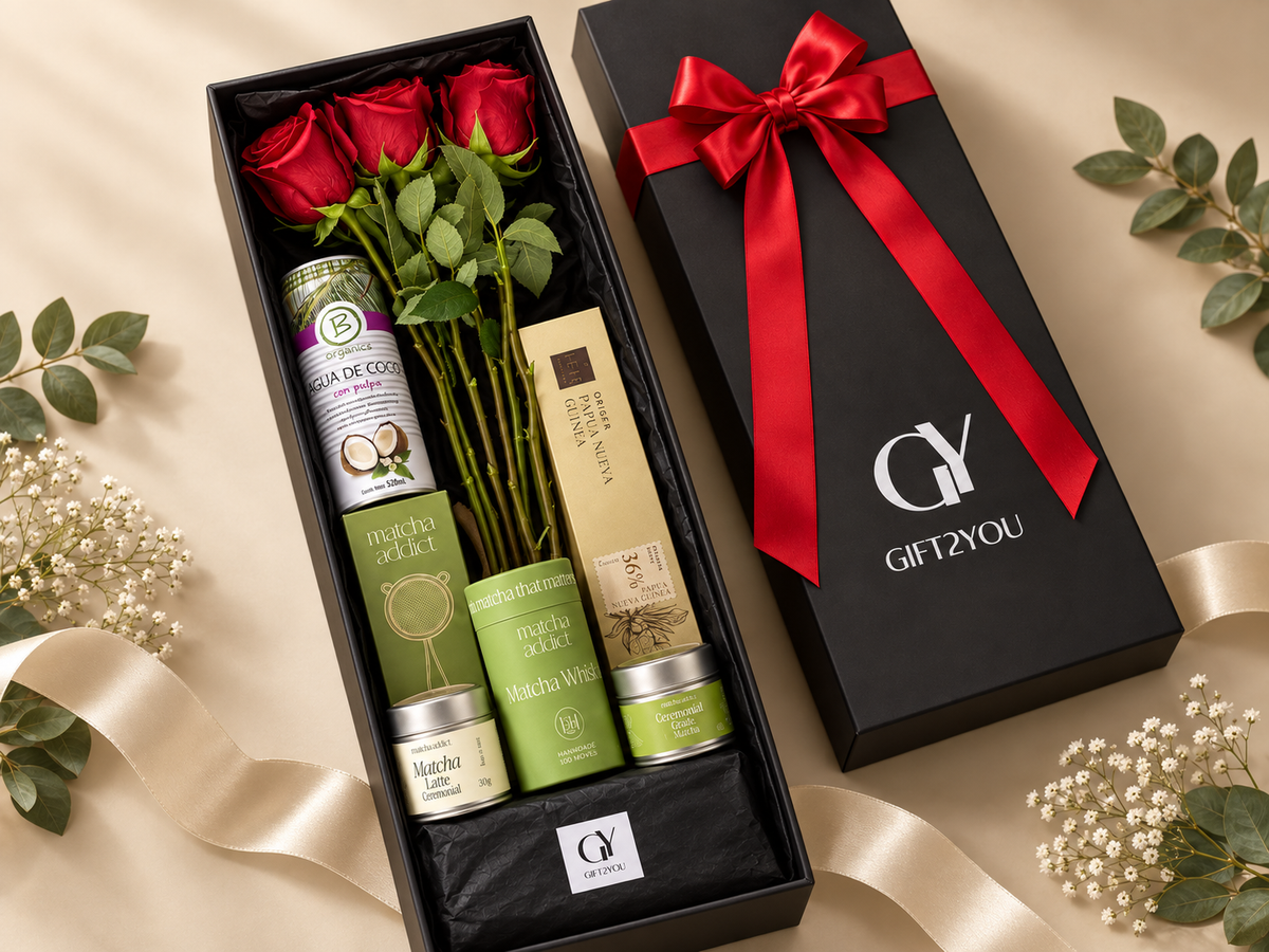 Gift Box Matcha & Rosas – Kit de Matcha, Chocolates y Flores